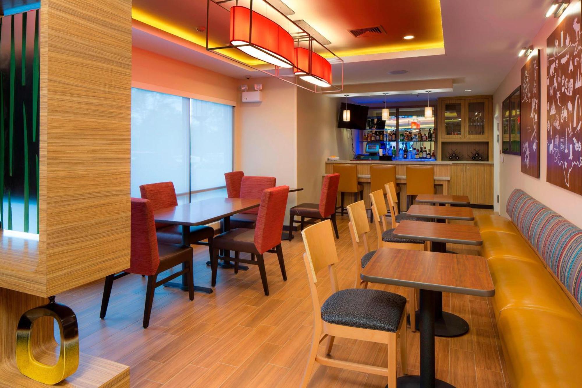Towneplace Suites By Marriott Swedesboro Logan Township Exterior foto